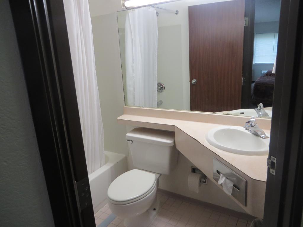 Travelers Hotel 羅徹斯特 外观 照片
